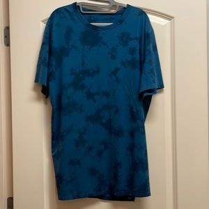 Lululemon Men’s Tee